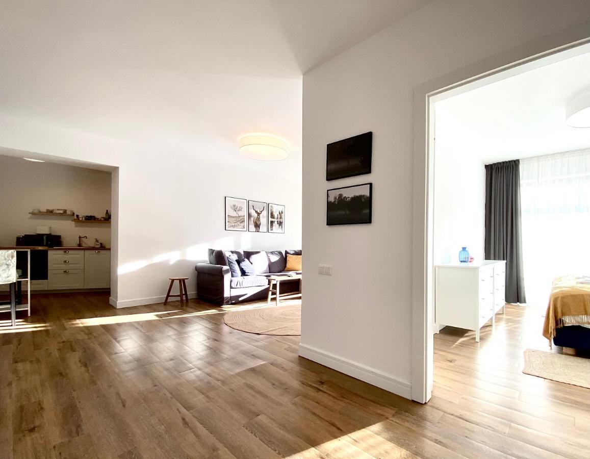 Cosy Hollow - Pet Friendly Apartment
