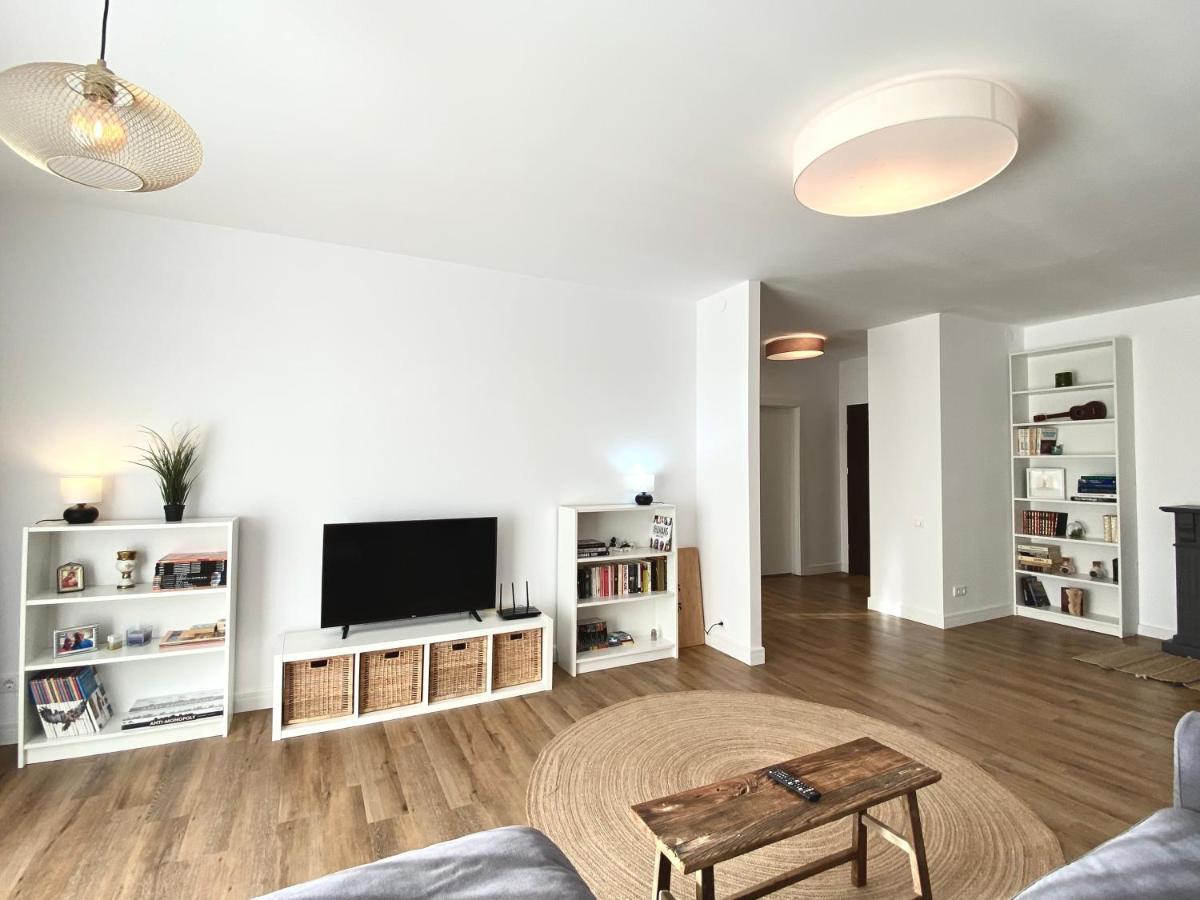 Cosy Hollow - Pet Friendly Apartment *