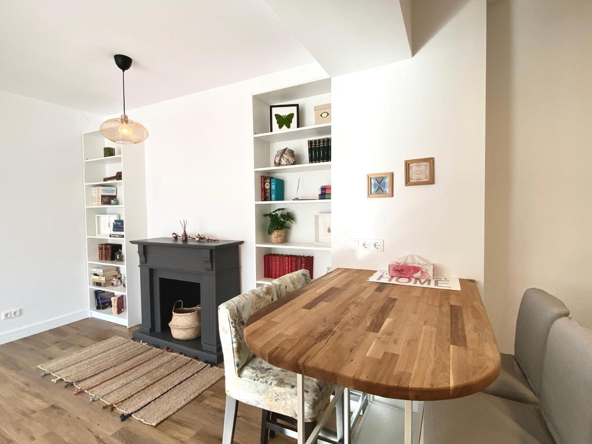 Cosy Hollow - Pet Friendly Apartment *